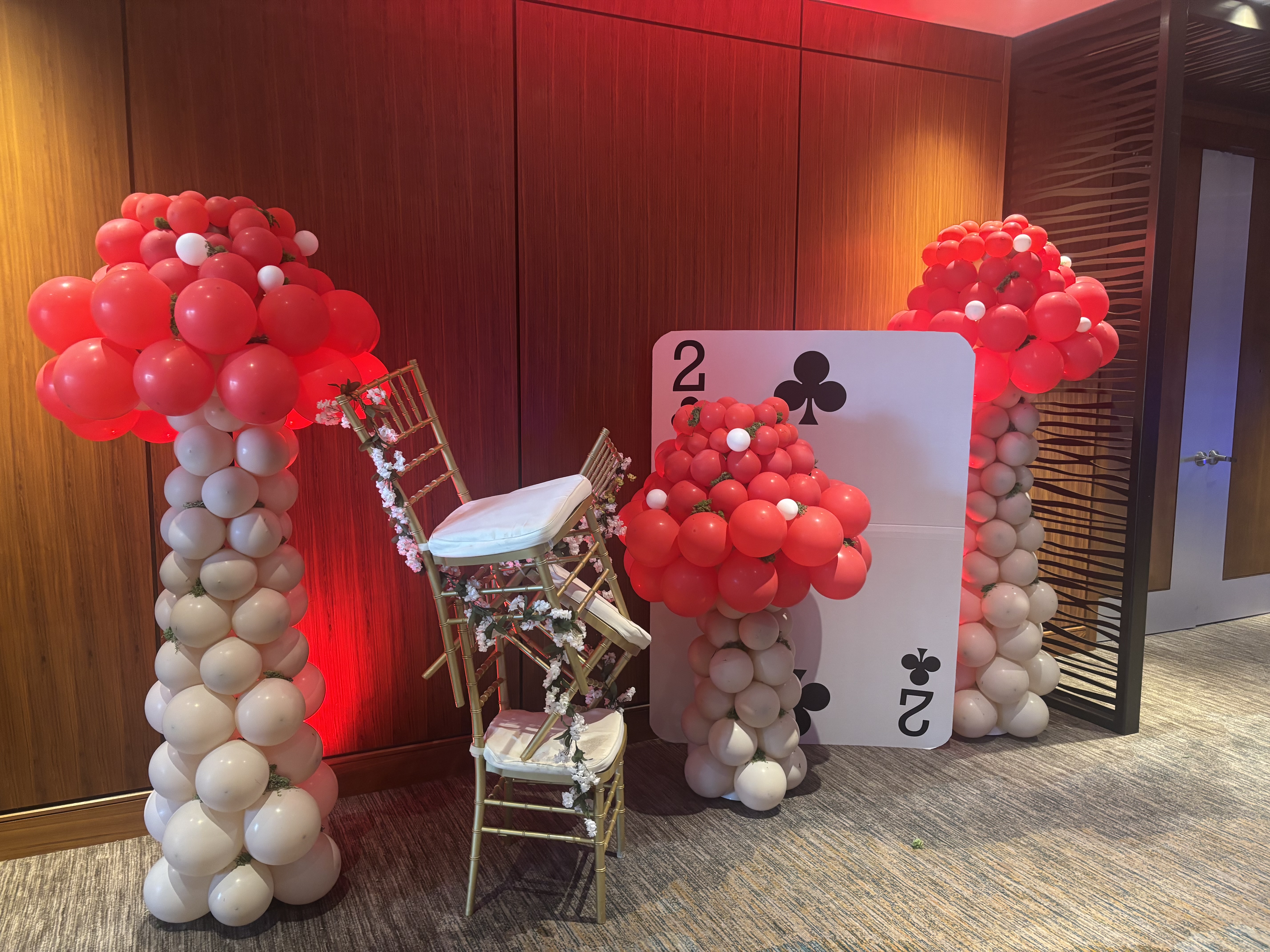 Playing card balloon columns